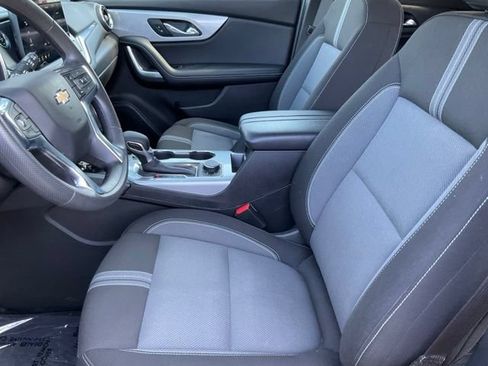 Used 2024 Chevrolet Blazer LT w/ Convenience Package FWD image 5