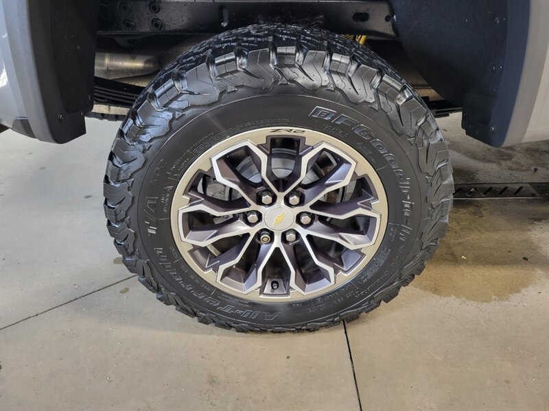 Used 2018 Chevrolet Colorado ZR2 AWD/4WD image 15