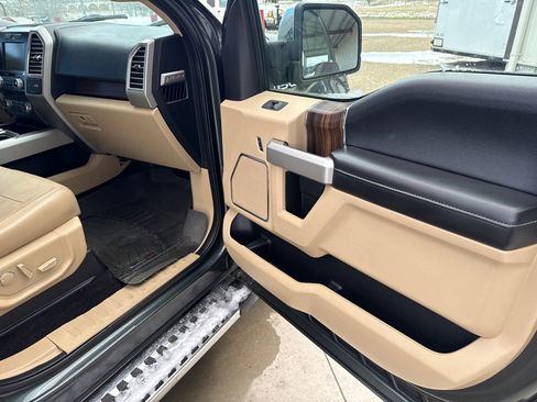 Used 2015 Ford F150 Lariat w/ Equipment Group 502A Luxury image 14