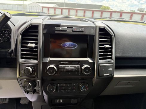 Used 2019 Ford F150 XLT w/ Equipment Group 302A Luxury AWD/4WD image 17