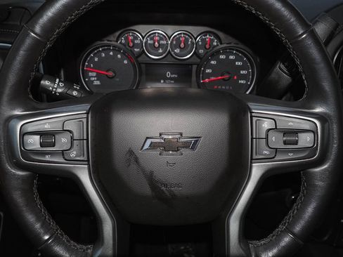 Used 2020 Chevrolet Silverado 1500 LT Trail Boss image 27