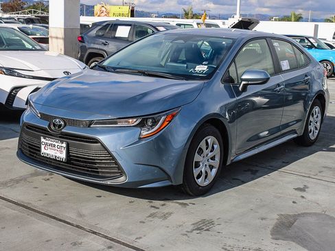 New 2026 Toyota Corolla LE FWD image 3