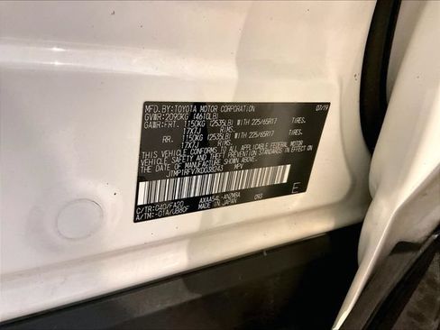 Used 2019 Toyota RAV4 XLE w/ All Weather Liner Package AWD/4WD image 35