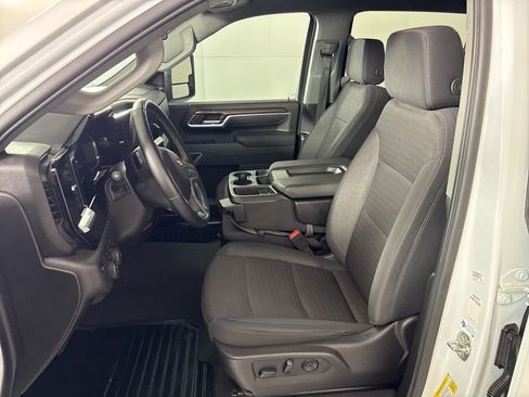 Used 2025 Chevrolet Silverado 2500 LT w/ Convenience Package AWD/4WD image 26