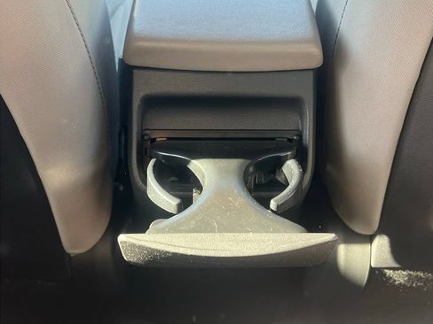 Used 2017 Hyundai Elantra SE FWD image 20