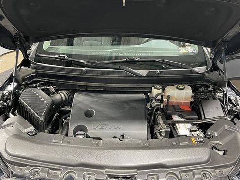 Used 2018 Buick Enclave Essence image 21