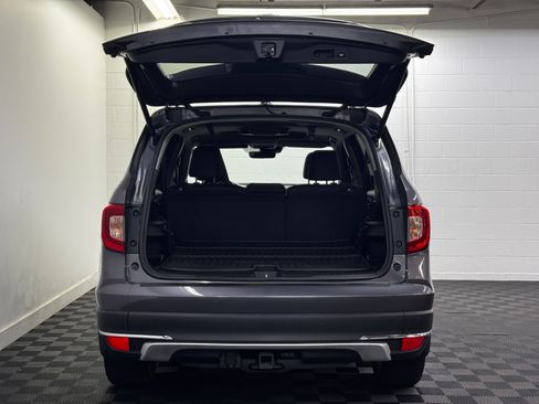 Used 2019 Honda Pilot Touring image 39