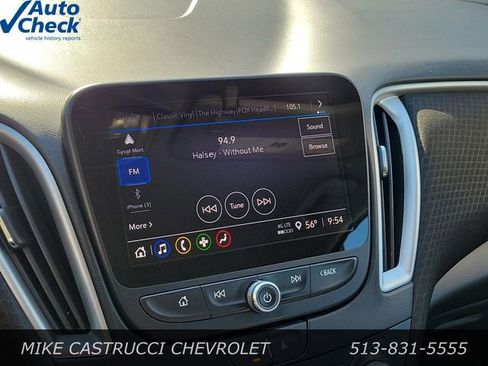 Used 2023 Chevrolet Malibu LT FWD image 17