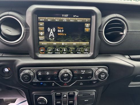 Used 2023 Jeep Wrangler Unlimited Sahara w/ Cold Weather Group image 12