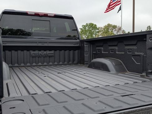 New 2026 GMC Sierra 3500 Denali w/ Denali Reserve Package AWD/4WD image 32
