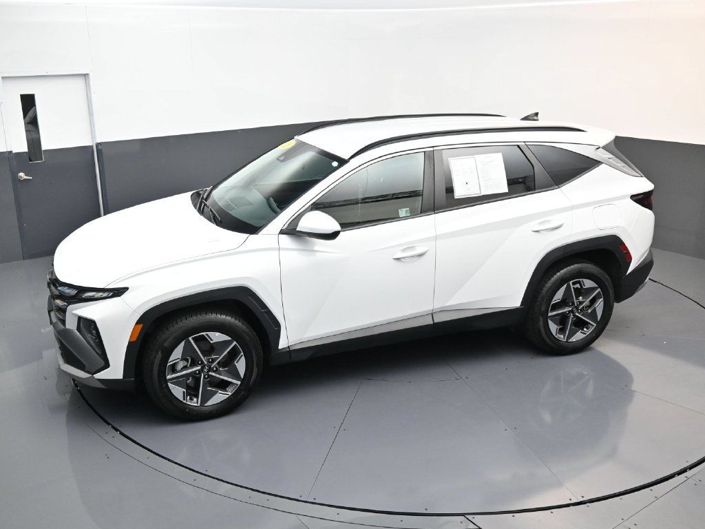 Certified 2025 Hyundai Tucson SEL AWD/4WD image 20