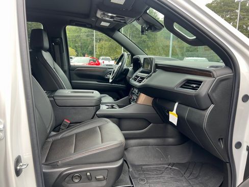 Used 2024 Chevrolet Tahoe High Country w/ Premium Package image 21