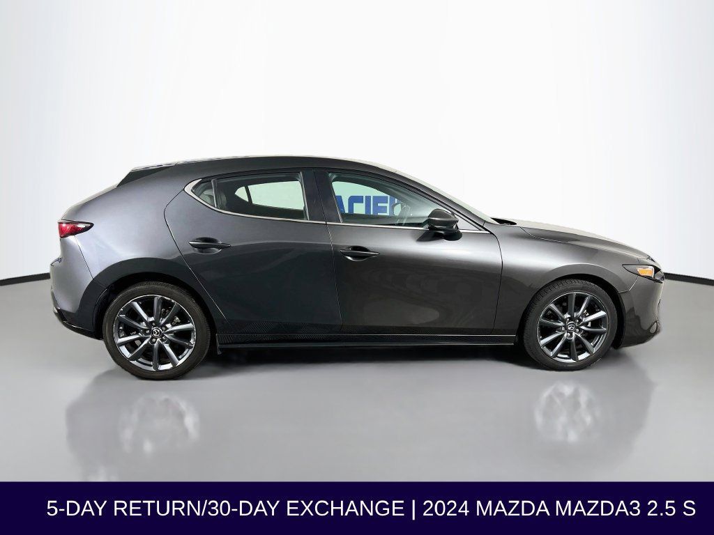 Used 2024 MAZDA MAZDA3 s FWD image 9