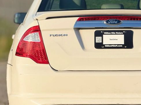 Used 2012 Ford Fusion SEL FWD image 13