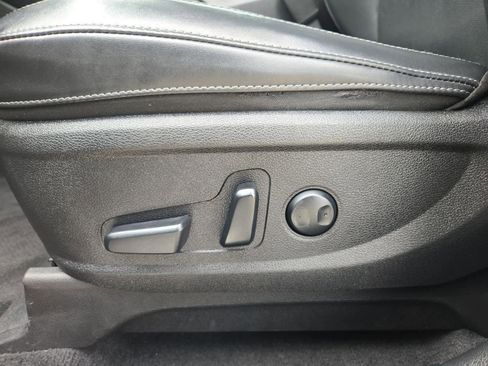 Certified 2021 Kia Telluride S image 16