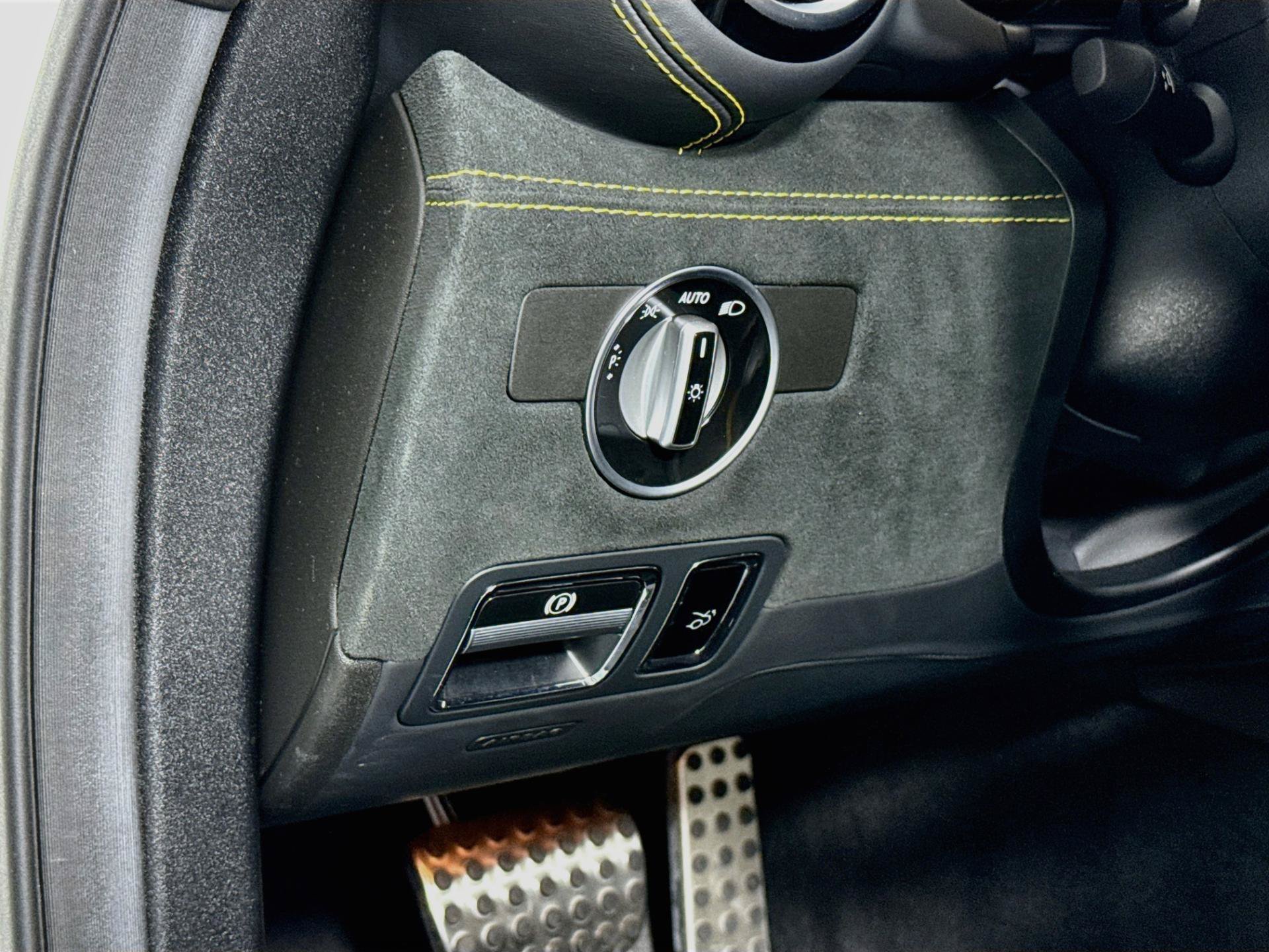 Used 2020 Mercedes-Benz AMG GT R image 10