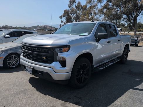Used 2022 Chevrolet Silverado 1500 Custom RWD image 1