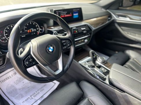 Used 2019 BMW 530i w/ Convenience Package image 12