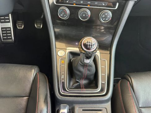 Used 2016 Volkswagen GTI SE w/ Lighting Package (SEL) FWD image 19