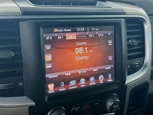 Used 2016 RAM 1500 Lone Star RWD image 17