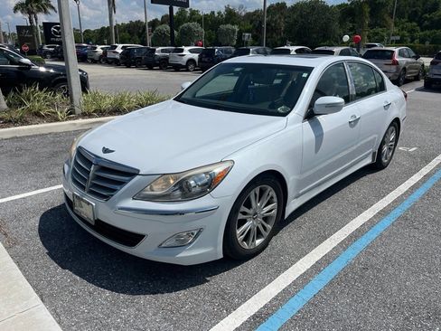 Used 2014 Hyundai Genesis 3.8 w/ Premium Package 02 RWD image 1
