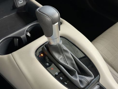 Certified 2023 Honda HR-V LX image 17