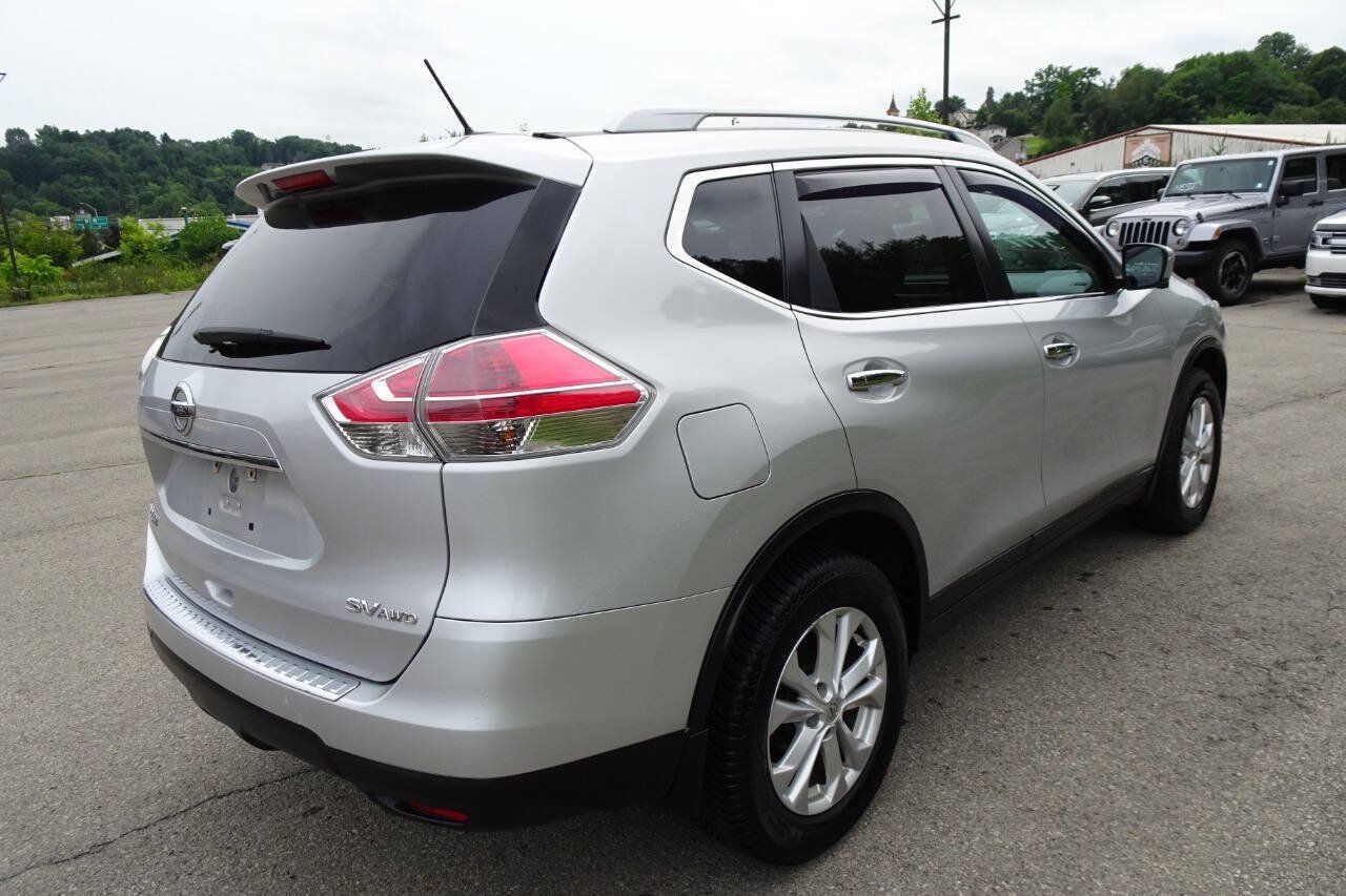 Used 2016 Nissan Rogue SV w/ SV Premium Package AWD/4WD image 6