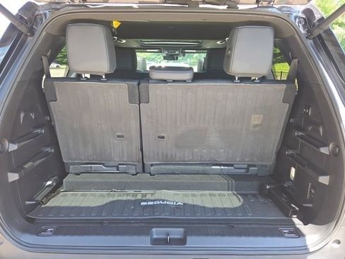 Used 2024 Toyota Sequoia Platinum AWD/4WD image 28