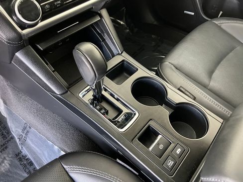 Used 2018 Subaru Outback 2.5i Limited image 25