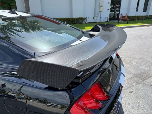 Used 2022 Ford Mustang Shelby GT500 w/ Carbon Fiber Track Pack RWD image 16