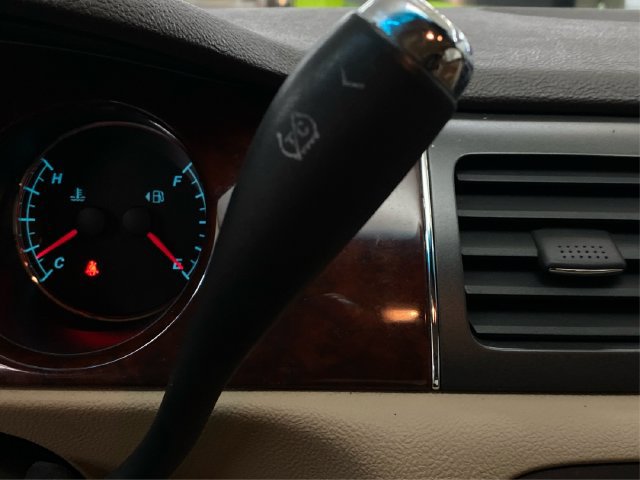 Used 2007 Buick Lucerne CXL w/ Luxury Package FWD image 30