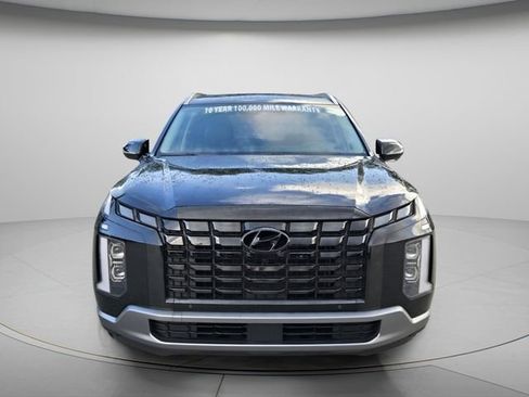 Used 2024 Hyundai Palisade Limited FWD image 4