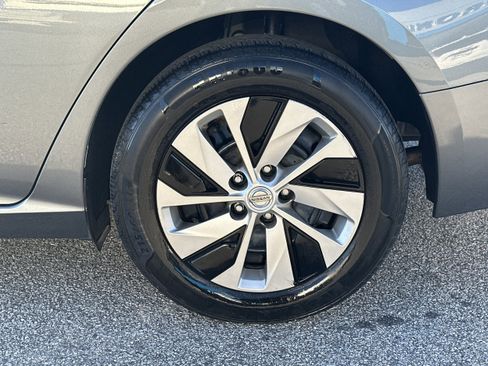 Used 2021 Nissan Altima 2.5 S w/ Driver Assist Package image 19