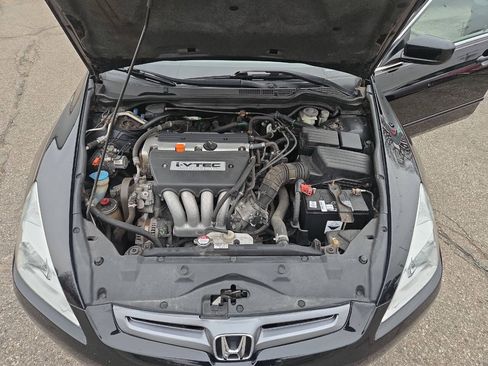 Used 2004 Honda Accord LX image 37