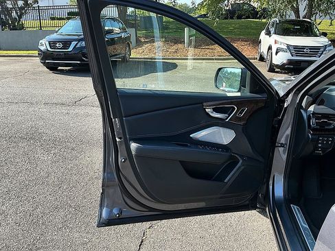 Used 2019 Acura RDX FWD w/ Advance Package image 11