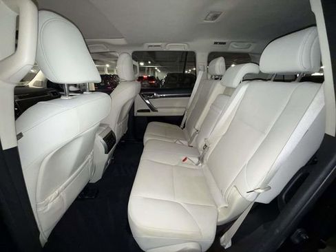 Certified 2023 Lexus GX 460 Premium w/ Premium Package AWD/4WD image 18