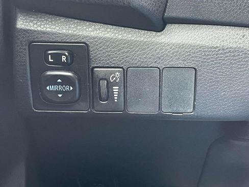 Used 2016 Toyota Corolla S image 24