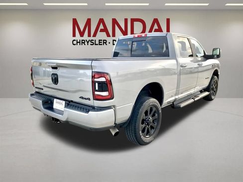 Used 2023 RAM 2500 Laramie AWD/4WD image 5