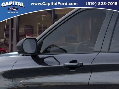 New 2026 Ford Explorer Active RWD image 20