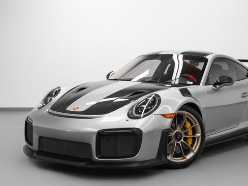 Certified 2019 Porsche 911 GT2 RS image 7