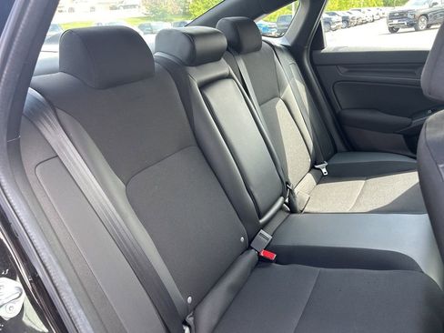 Used 2025 Honda Civic Sport image 39