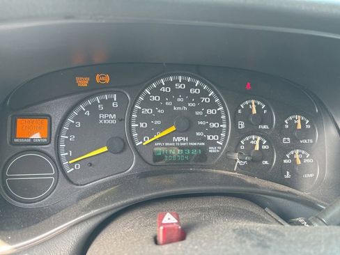 Used 2000 Chevrolet Tahoe LT w/ LT Preferred Equipment Group AWD/4WD image 13