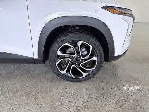 New 2026 Chevrolet Trax RS w/ Driver Confidence Package image 16