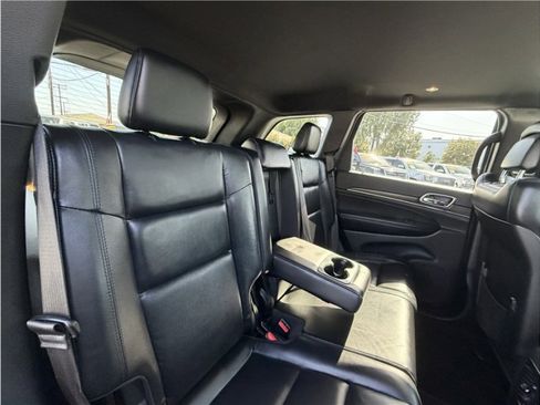 Used 2019 Jeep Grand Cherokee Limited image 28