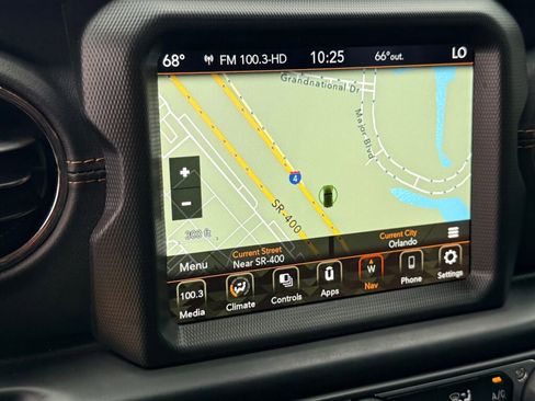 Used 2021 Jeep Wrangler Unlimited Sahara image 6