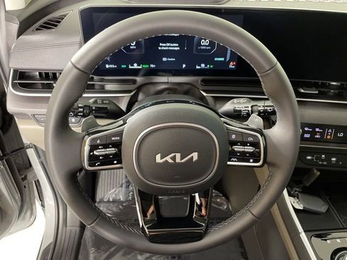 New 2026 Kia Carnival SX image 19