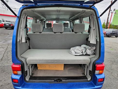 Used 2001 Volkswagen Eurovan MV image 9