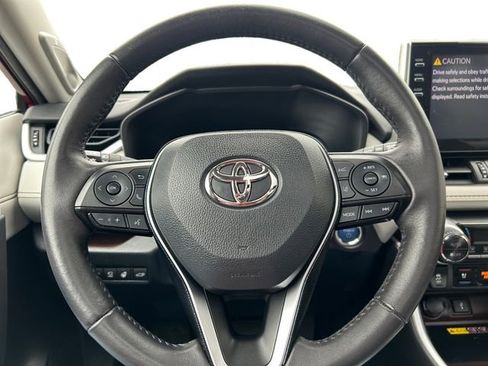 Used 2022 Toyota RAV4 Limited AWD/4WD image 13