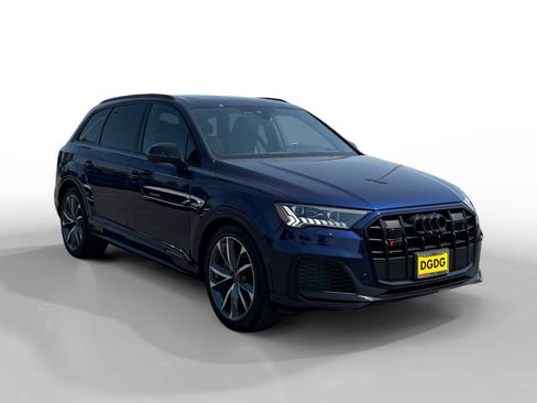 Used 2023 Audi SQ7 Prestige AWD/4WD image 7
