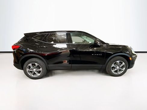 Used 2024 Chevrolet Blazer LT AWD/4WD image 5